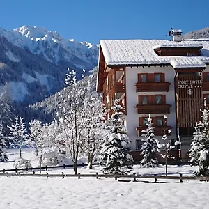 Sport Cristal 3*, Falcade Italien
