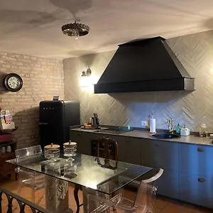 Holiday home Borgogna 14