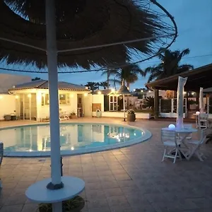Con Piscina Casa vacanze